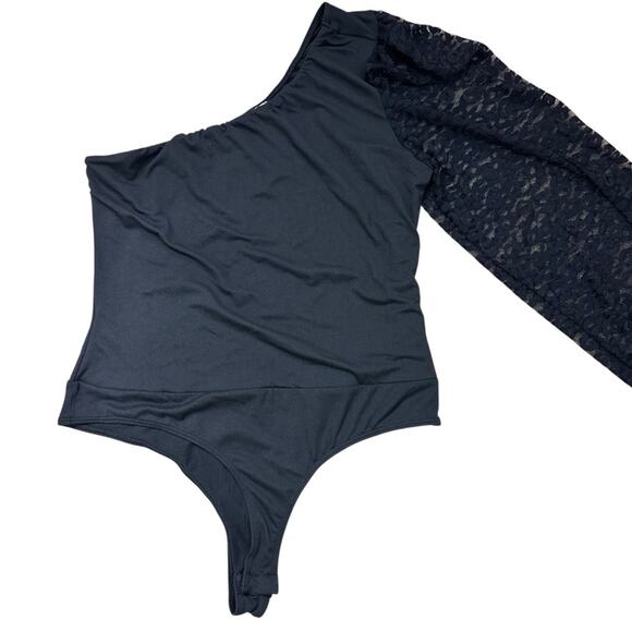Elegant Black One-Shoulder Lace Sleeve Black Thong Bodysuit Medium Going Out Top - Picture 3 of 6